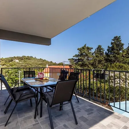 Apartment Apox Mali Losinj